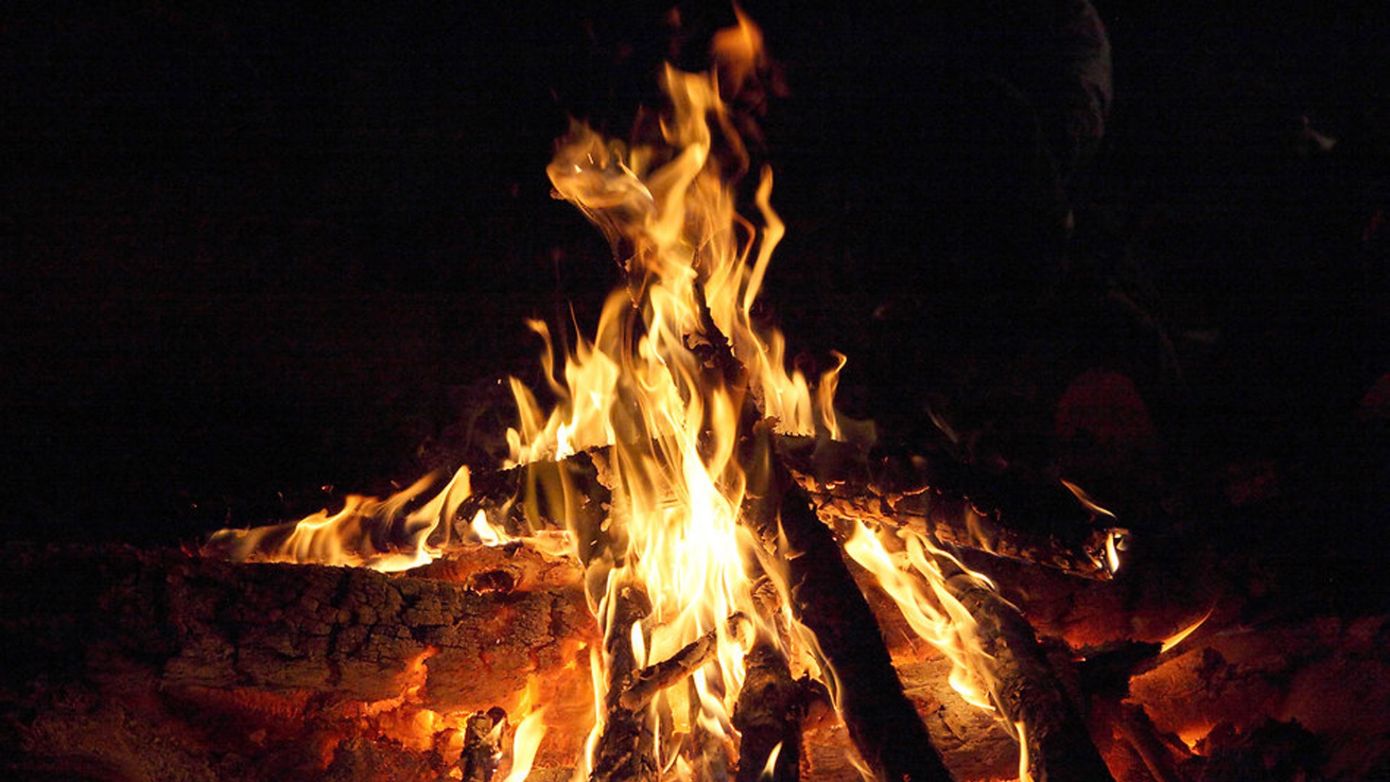 christmas-campfire-bonus